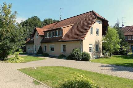 Wohnung zum Mieten in Pinnow 370,00 € 61 m²