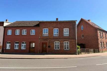 Haus zum Kaufen in Gadebusch 120.000,00 € 100 m²