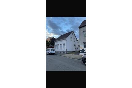 Einfamilienhaus mit separater Einliegerwohnung - Solingen Central