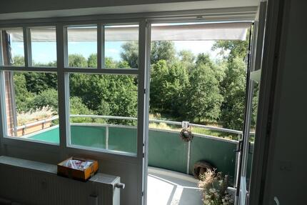 2 Zimmer Wohnung, Südbalkon, Einbauküche, Garage, Innenstadtlage - Salzwedel