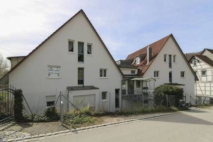 Wunderschön gelegene, 3-Zimmer-Wohnung mit 2 Loggien im Herzen von Blaubeuren