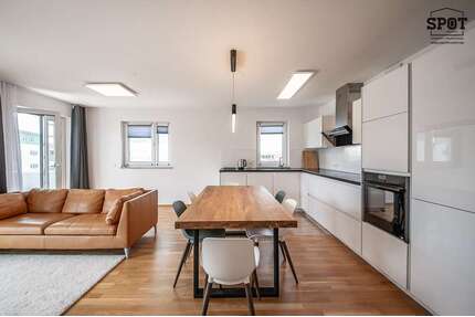 Wohnung zum Mieten in Unterhaching 2.400,00 € 102 m²