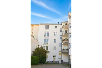 *ERSTBEZUG NACH SANIERUNG * SCHICKE 2-RAUM-WOHNUNG MIT, EINBAUKÜCHE - Magdeburg Neue Neustadt