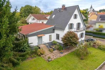 Haus zum Kaufen in Reichartshausen 497.000,00 € 278 m²