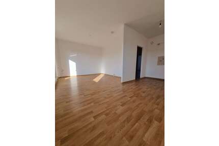 Wohnung zum Mieten in Schönebeck 318,00 € 57 m²