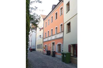 Gemütlich Wohnung in der Regensburger Altstadt, möbliert