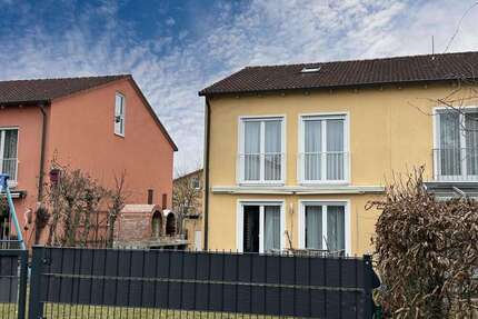 Haus zum Kaufen in Neutraubling 619.000,00 € 135 m²