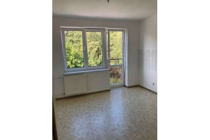 Wohnung zum Mieten in Neubrandenburg 340,00 € 57.58 m²