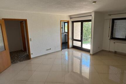Schöne 1-Zimmer-EG-Wohnung mit Terrasse in Kleinsachsenheim