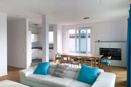 Wohnung zum Kaufen in Frankfurt 1.197.000,00 € 159.6 m²