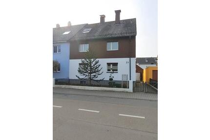 Dreifamilienhaus in Plankstadt - 648.000,00&nbsp;EUR Kaufpreis, ca.&nbsp; 195,00&nbsp;m&sup2; in Heidelberg (PLZ: 69115) Bahnstadt