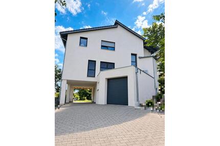 Haus zu vermieten - 2.250,00&nbsp;EUR Kaltmiete, ca.&nbsp; 180,00&nbsp;m&sup2; in Rainau (PLZ: 73492)