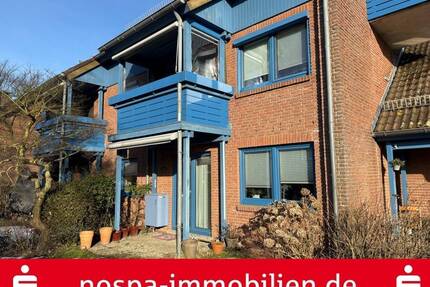 Gepflegte 3-Zimmer Eigentumswohnung mit Terrasse, Keller und PKW-Stellplatz in der Kreisstadt - Husum