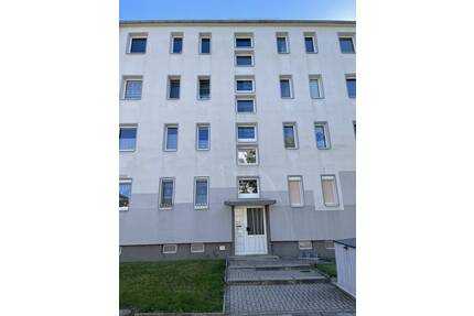 Sanierte Dreiraumwohnung in Wolfen-Nord sucht neuen Mieter ! - Bitterfeld-Wolfen