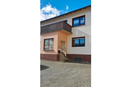 Wohnhaushälfte - 650,00&nbsp;EUR Kaltmiete, ca.&nbsp; 100,00&nbsp;m&sup2; in Bollendorf (PLZ: 54673)