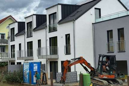 Haus zum Kaufen in Tegernheim 755.000,00 € 168.08 m²