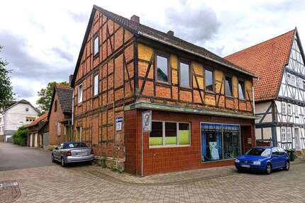 Haus zum Kaufen in Immenhausen 149.000,00 € 160 m²