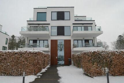 6689 - Design trifft Freiheit – Exklusives Penthouse mit Panorama-Dachterrasse im Palaisgarten! - Rastede