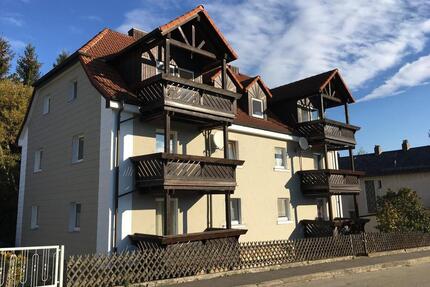 Attraktive Rendite von knapp 7% Saniertes 6-Fam.Haus in Erbendorf