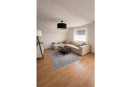 Helle Maisonette Wohnung mit EBK, Balkon, Stellplatz, Alt- Stuhr ab 01.06.