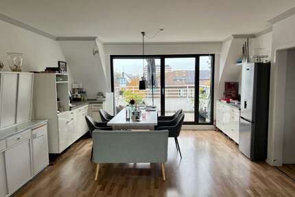 Haus zum Kaufen in Neuss Innenstadt 2.050.000,00 € 746 m² - Neuss / Innenstadt