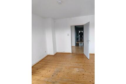 5 Zimmer Wohnung - 1.530,00&nbsp;EUR Kaltmiete, ca.&nbsp; 140,00&nbsp;m&sup2; in Werther (Westfahlen) (PLZ: 33824)