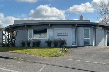 Halle in Paderborn 3.100,00 € 375 m²