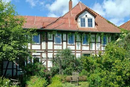 Haus zum Kaufen in Bad Münder 145.000,00 € 420 m²