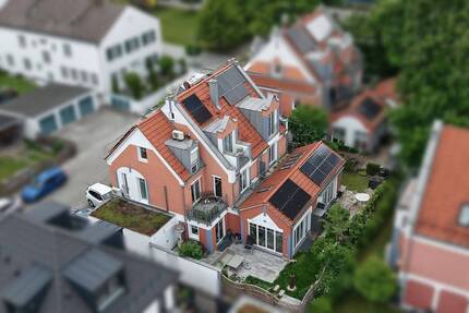 Familienfreundliche Doppelhaushälfte in München - hell, modern & energetisch stark
