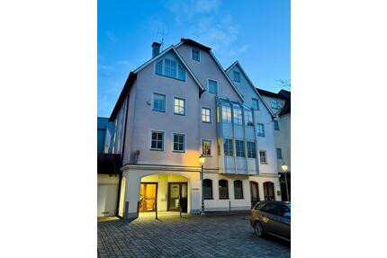 Wohnung 63 qm und Praxis 64 qm als Kombi zu Verkaufen - Ansbach