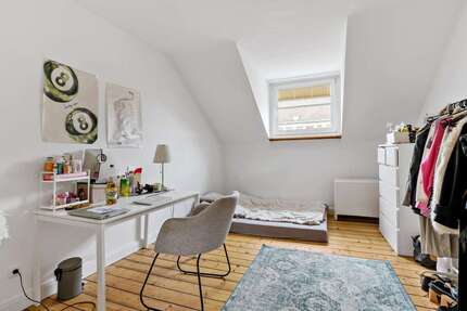 Wohnung zum Kaufen in Düsseldorf 280.000,00 € 75.92 m²