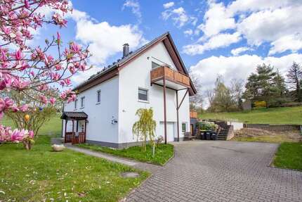 Haus zum Kaufen in Frankenberg OT Altenhain 349.000,00 € 214 m²