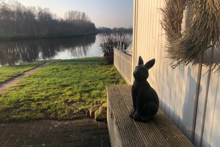 Osterferien am See - Haus mit Boot, Kamin, Steg und Aussicht - Großefehn