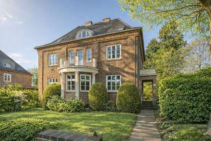Haus zum Kaufen in Hamburg 2.450.000,00 € 286 m²