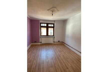 Schöne 4-Zimmer-Altbauwohnung in Frankfurt-Heddernheim - Frankfurt am Main Nord-West
