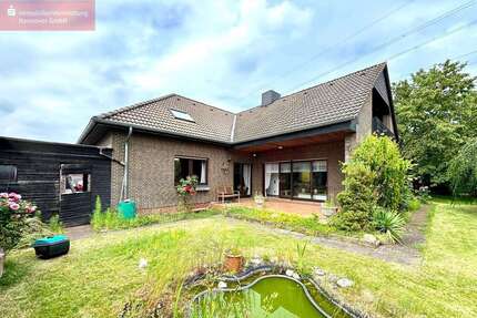 Haus zum Kaufen in Laatzen 464.000,00 € 259 m²