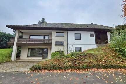 Haus zum Kaufen in Hille 235.000,00 € 136.2 m²
