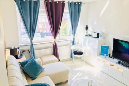 Attraktive 2 Zimmer-Innenstadtwohnung mit Tiefgaragenstellplatz - vollmöbliert - Heidelberg Bergheim