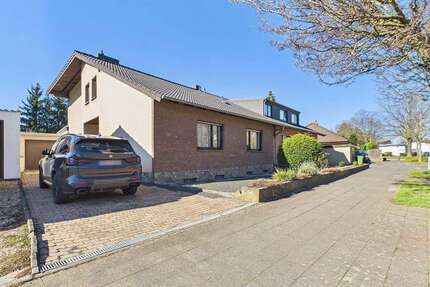 Haus zum Kaufen in Düren Gürzenich 363.500,00 € 118.71 m² - Düren / Gürzenich