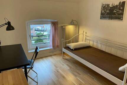 WG-Zimmer in Düsseldorf 650,00 € 12 m²