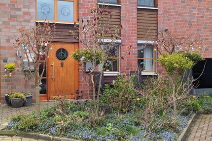 97 qm - 3 Zimmer Wohnung mit Balkon u. 2 Bäder in Friedrichsfehn - Edewecht