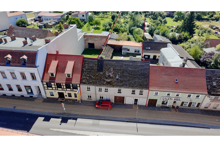 Haus zum Kaufen in Liebenwalde 180.000,00 € 256.02 m²