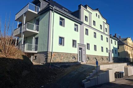 Luxuriöser Erstbezug: 2-Zimmer-Wohnung mit Balkon in Mylau - Reichenbach im Vogtland Obermylau