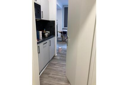 Helle Vollmöblierte Studio-Wohnung Einraumwohnung in Offenbach - Offenbach am Main Hafen