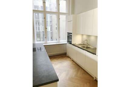 Wohnung zum Mieten in Berlin 1.950,00 € 109.37 m²