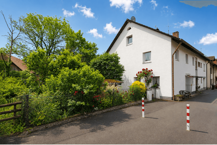 Haus zum Kaufen in Kirchzarten 530.000,00 € 160.1 m²
