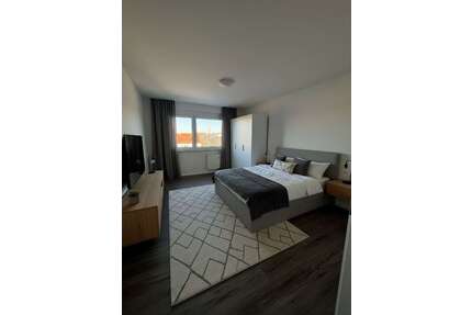 Wohnung zum Mieten in Zwickau 422,00 € 70.39 m²