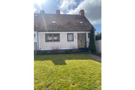 Eigenheim in Duderstadt - 160.000,00&nbsp;EUR Kaufpreis, ca.&nbsp; 105,00&nbsp;m&sup2; in Duderstadt (PLZ: 37115)