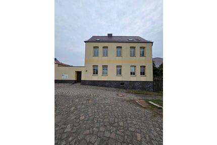 Single Wohnung zu vermieten - 286,00&nbsp;EUR Kaltmiete, ca.&nbsp; 34,00&nbsp;m&sup2; in Burg (PLZ: 39288)