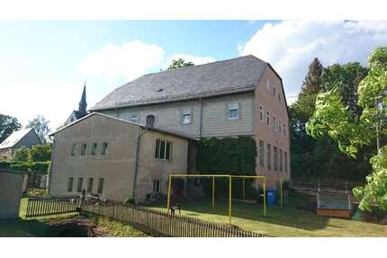 Haus zum Kaufen in Großschirma 89.000,00 € 261 m²